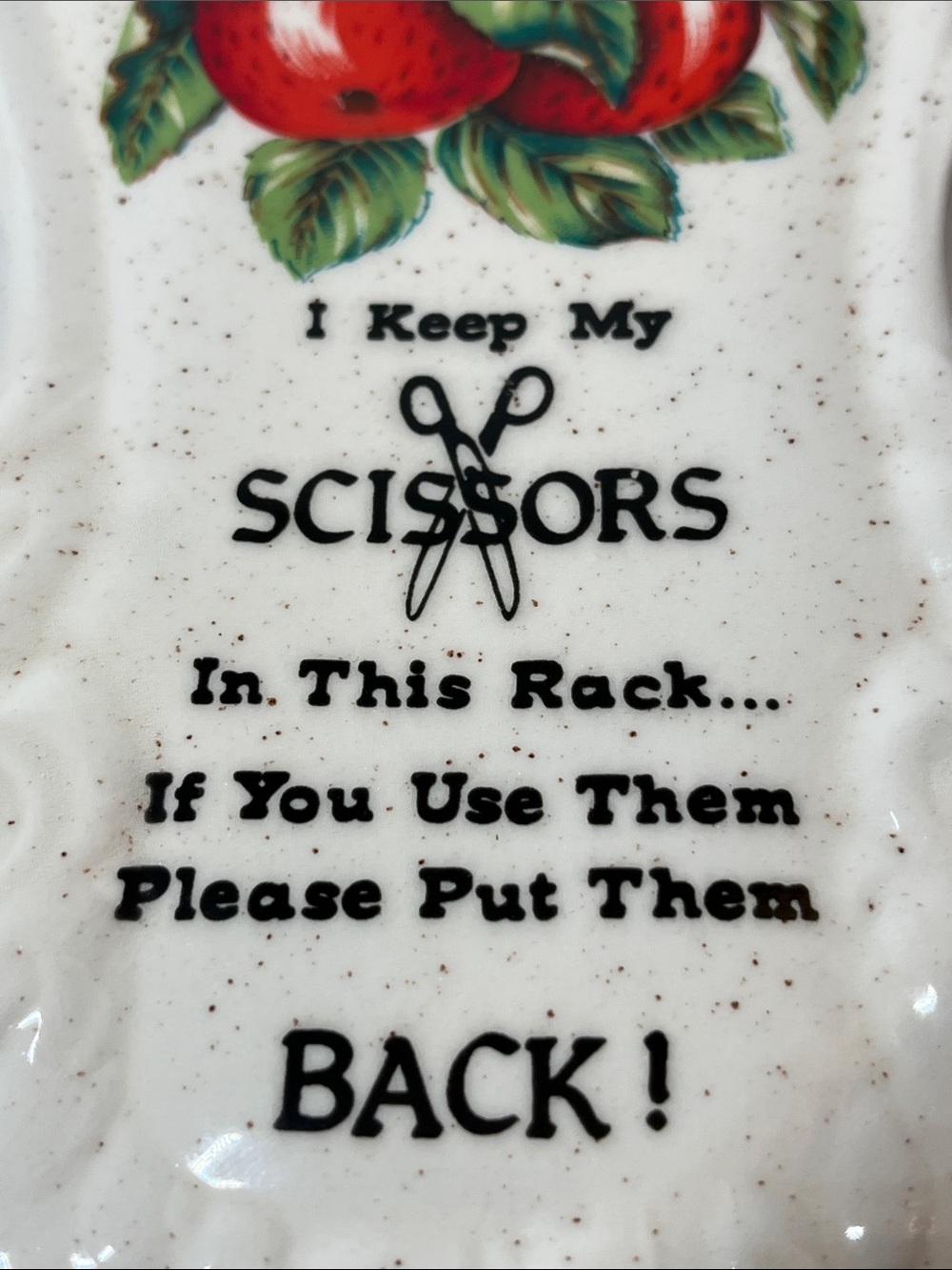 Vintage Ceramic Scissors Holder Rack with Apple Motif
Never lose your scissors! - Picture 9 of 11